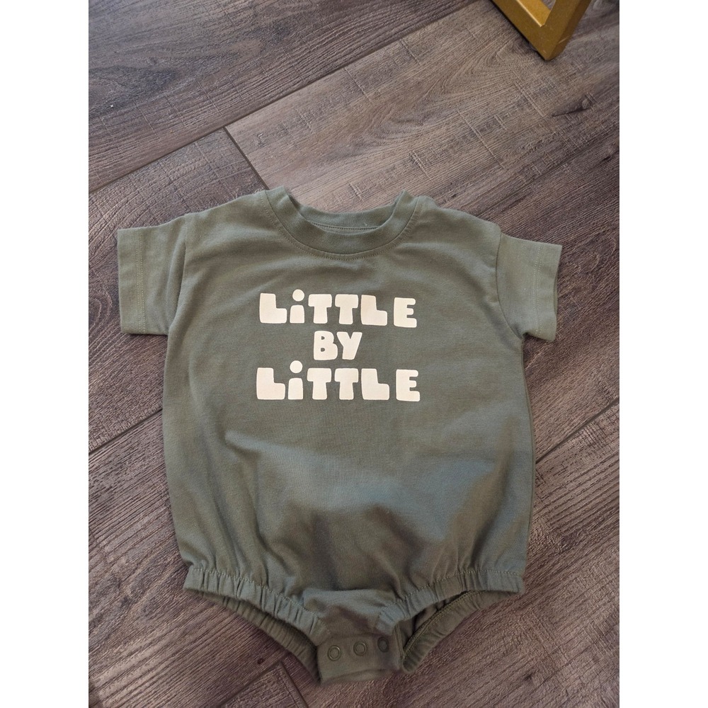 Cat and jack baby boy romper 0-3 mos